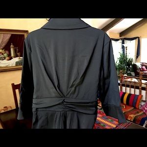 Flattering black dress with 3/4 sleeves